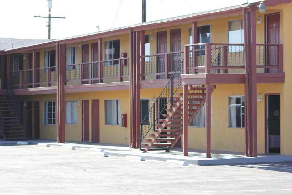 Cinderella Motel Wasco Экстерьер фото