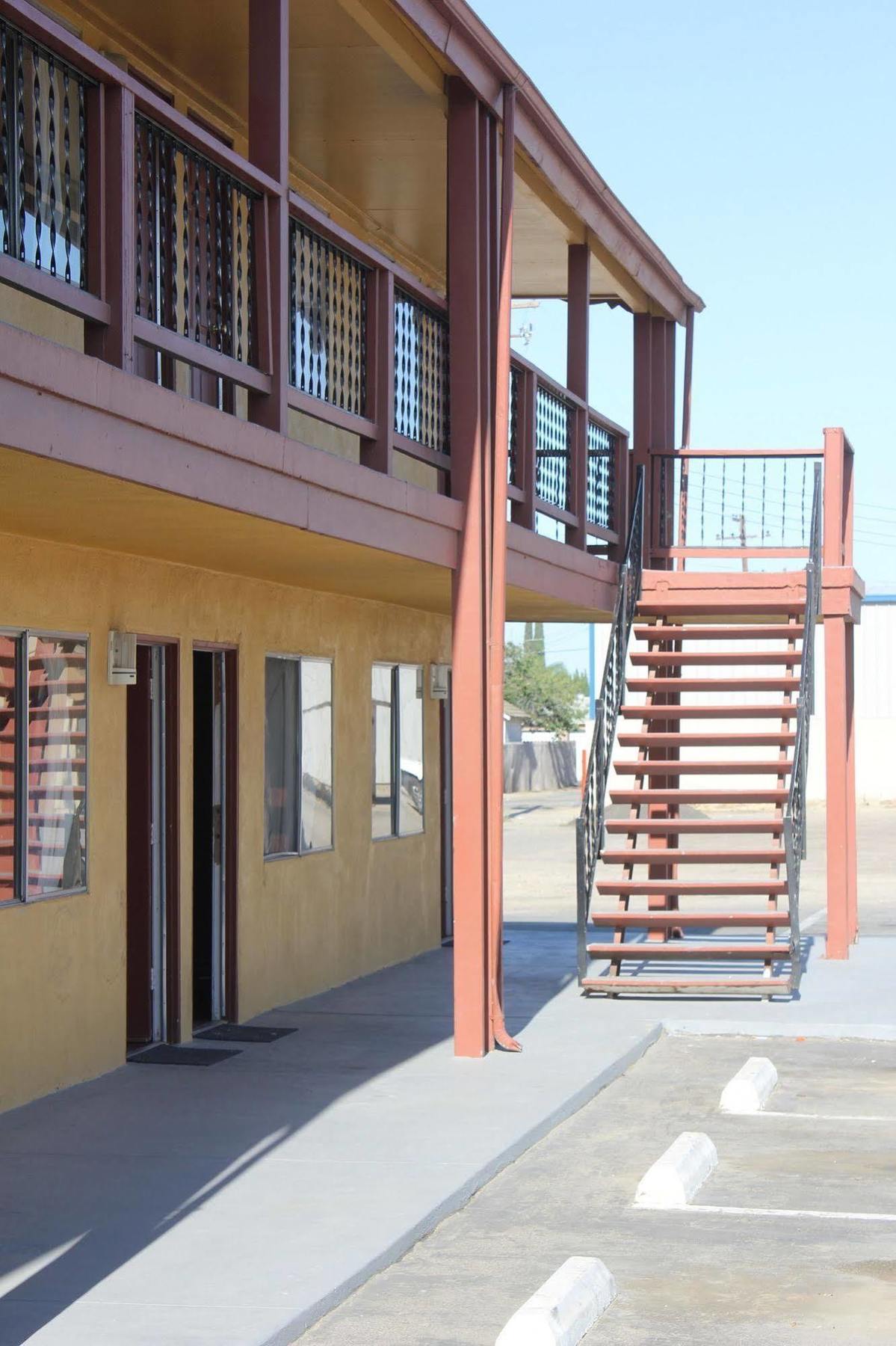 Cinderella Motel Wasco Экстерьер фото
